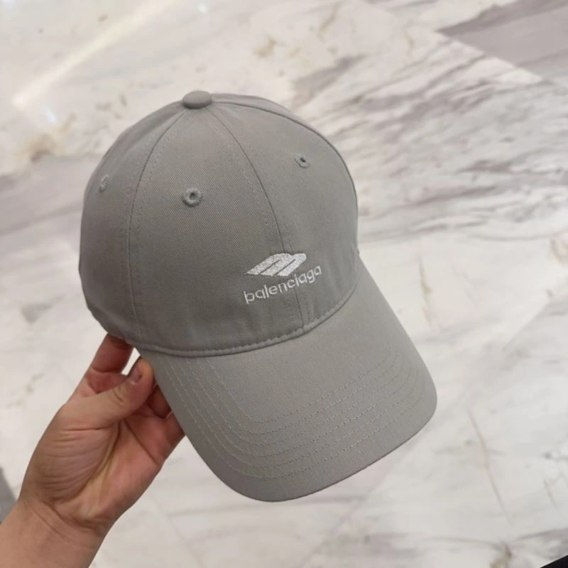 Comfortable Balenciaga Caps 260846