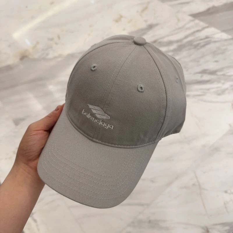 Comfortable Balenciaga Caps 260846