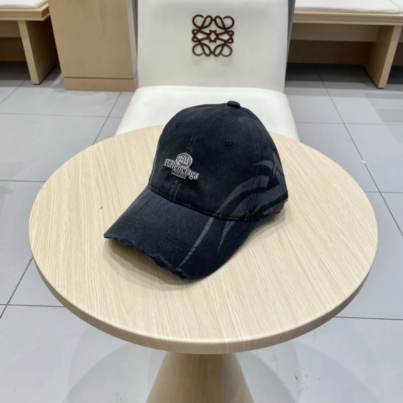 Balenciaga Caps ZipUp 260818
