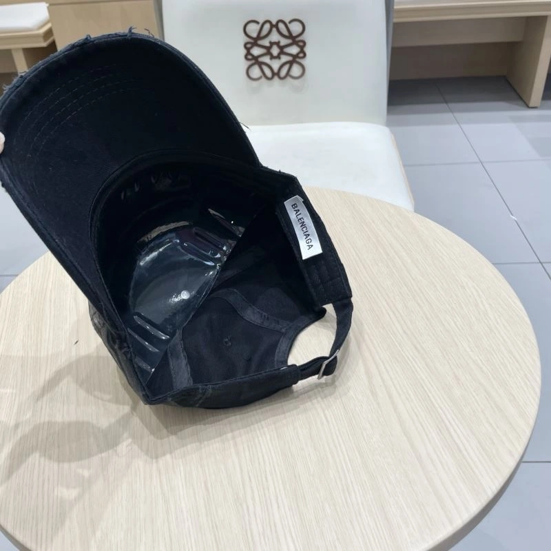 Balenciaga Caps ZipUp 260818