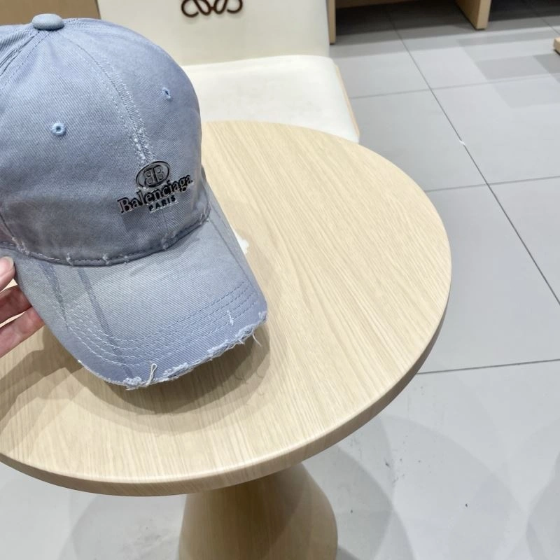 Breathable Balenciaga Caps 260811