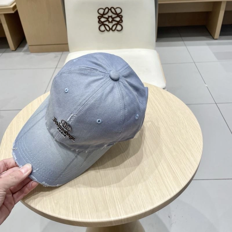 Breathable Balenciaga Caps 260811
