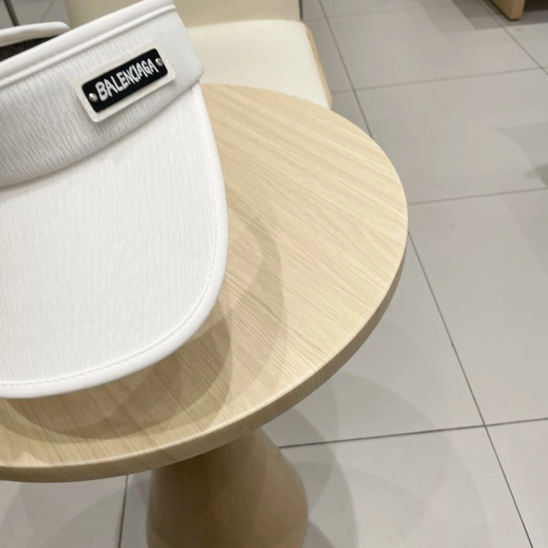 Stylish Balenciaga Caps 260826