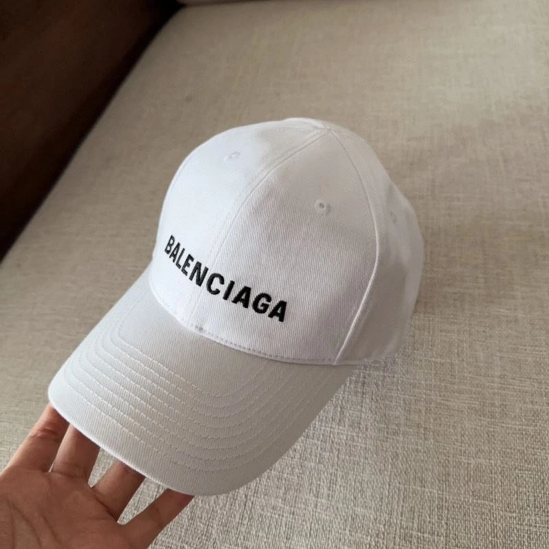 Sustainable Balenciaga Caps 260833
