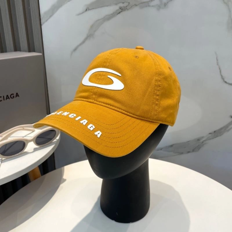 Sleek Balenciaga Caps 260804