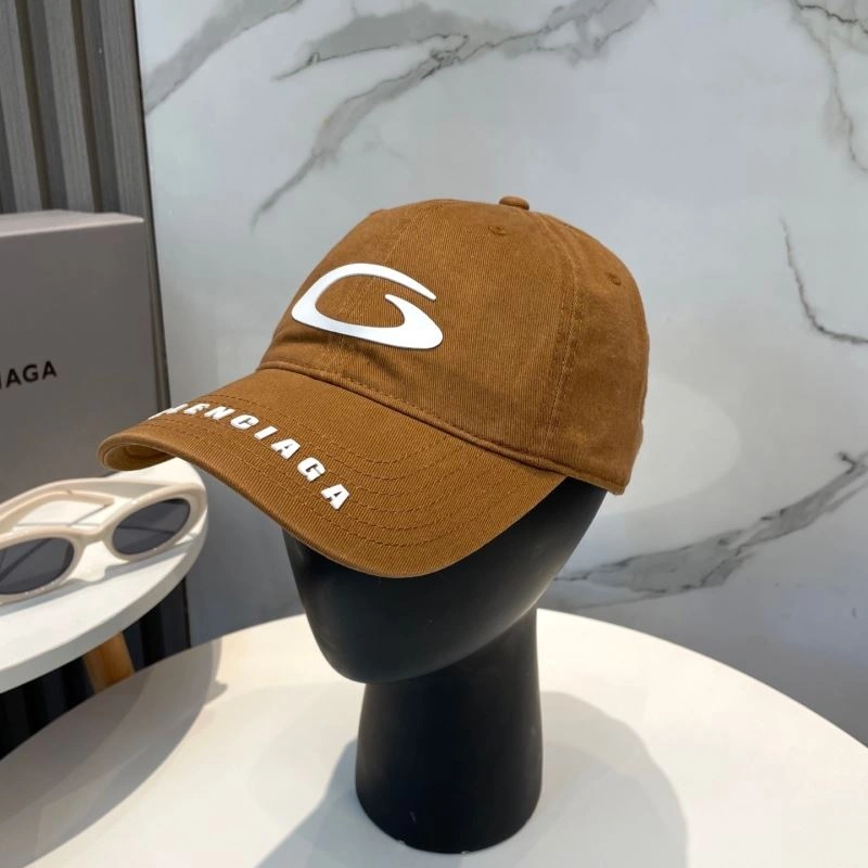 Sleek Balenciaga Caps 260804