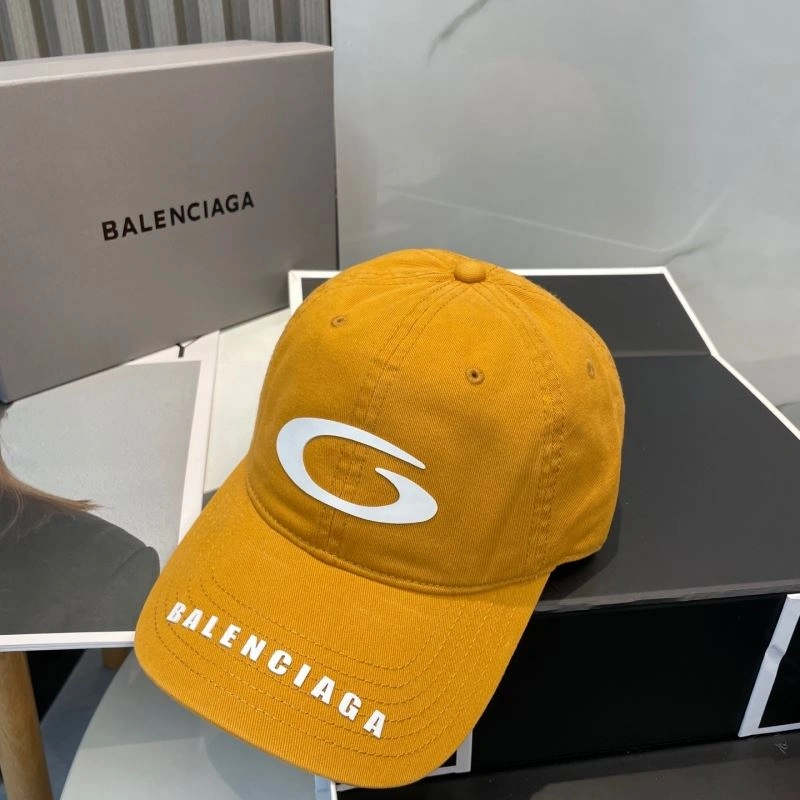 Sleek Balenciaga Caps 260804