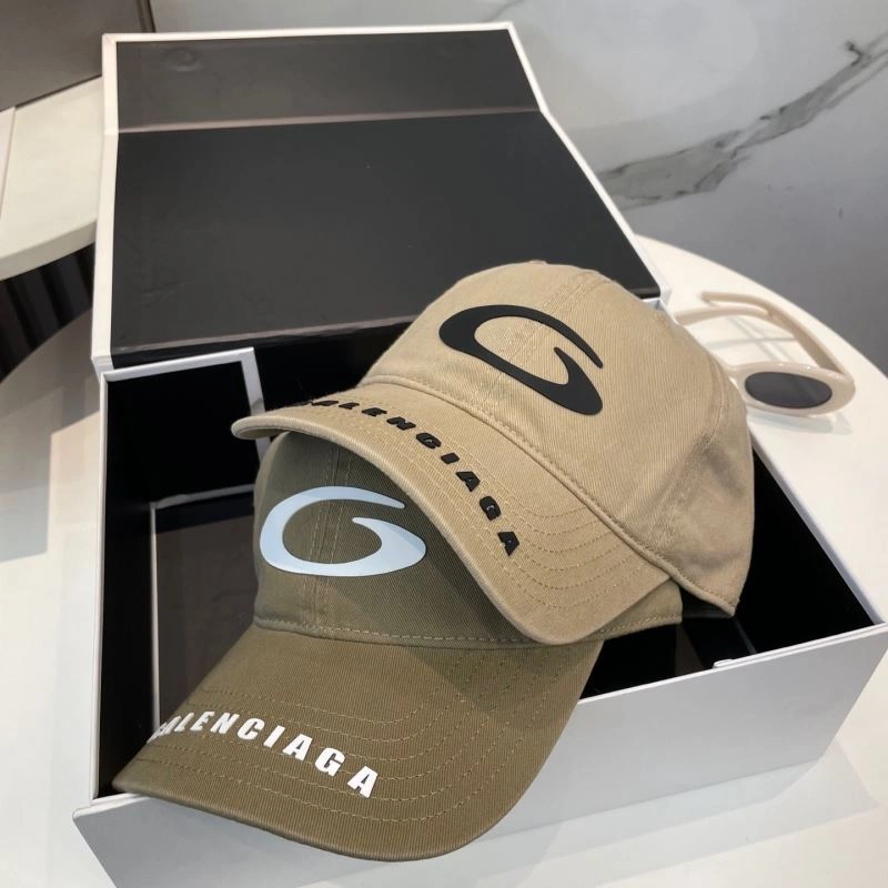 Modern Balenciaga Caps 260797
