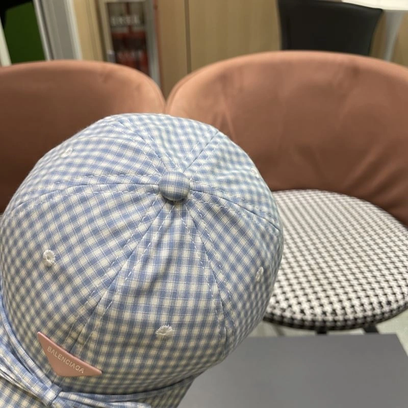 Balenciaga Caps ModernLook 260782