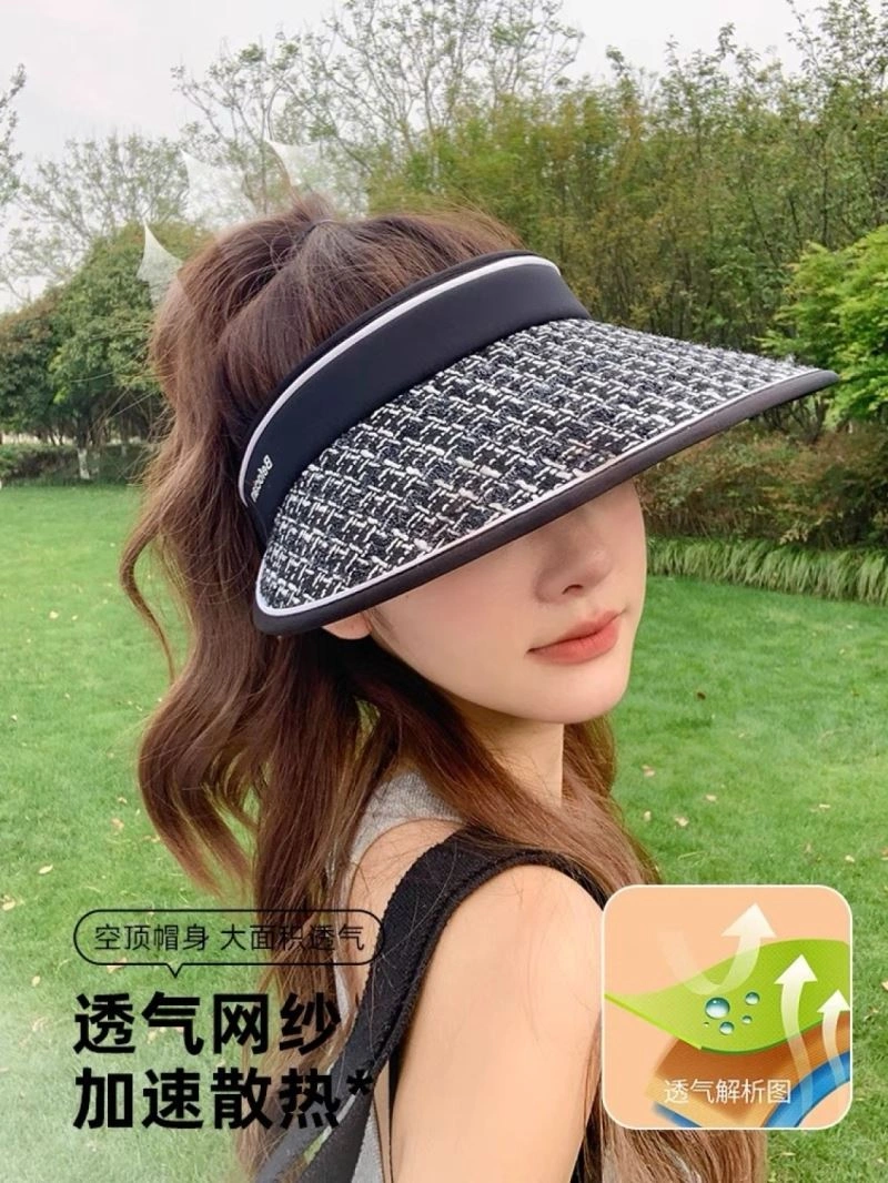 Sleek Balenciaga Caps 260786