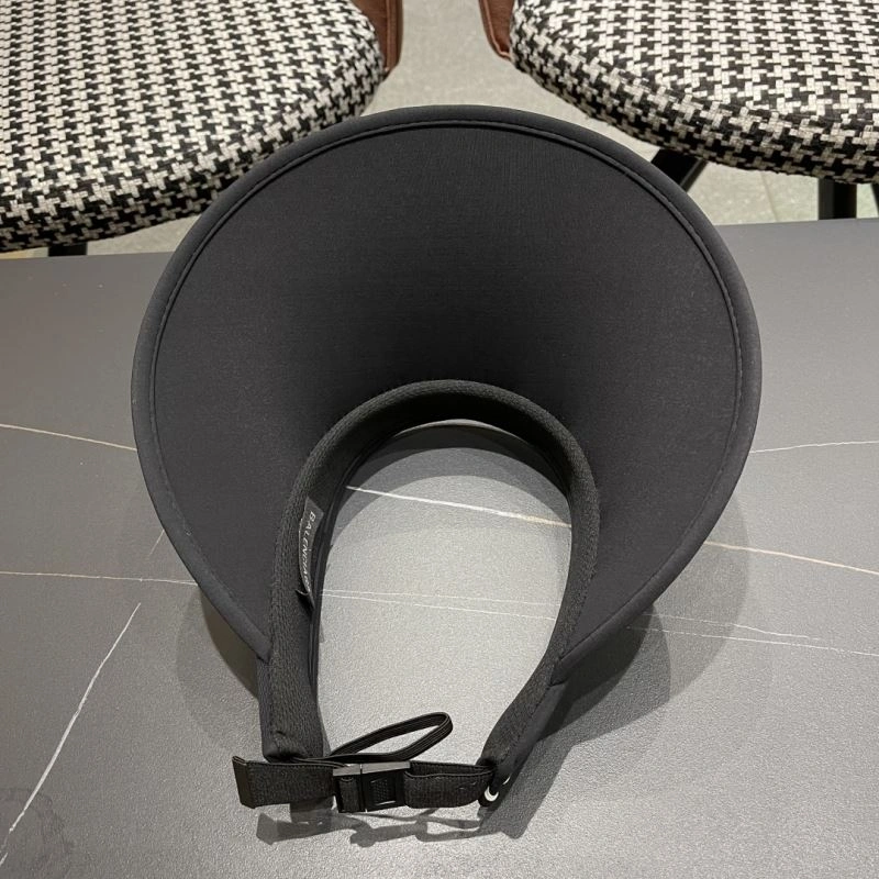 Sleek Balenciaga Caps 260786