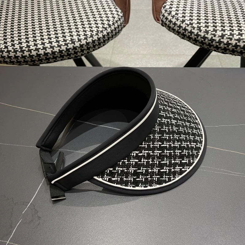 Sleek Balenciaga Caps 260786