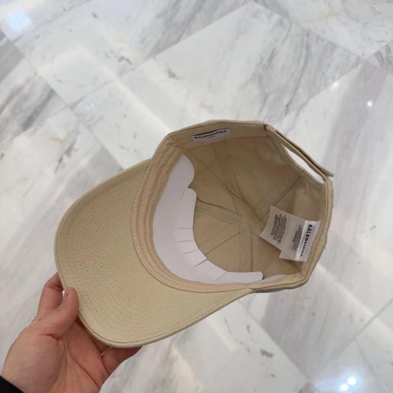 Balenciaga Caps ZipUp 260772
