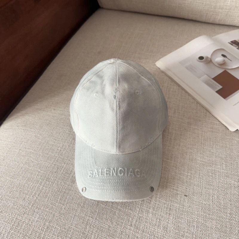 AllSeason Balenciaga Caps 260784