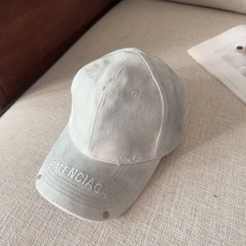 AllSeason Balenciaga Caps 260784