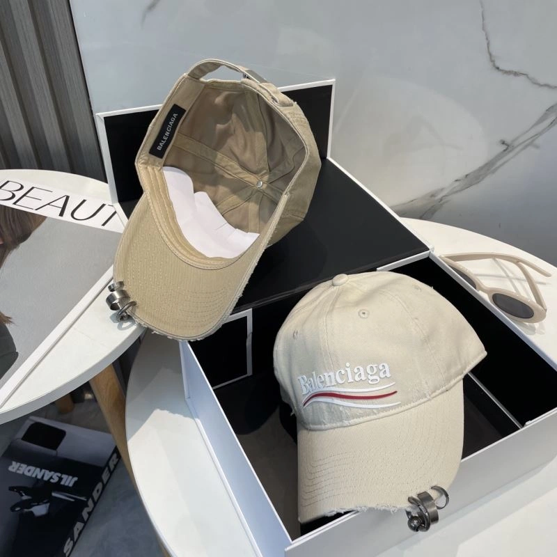 Balenciaga Caps Youthful 260765