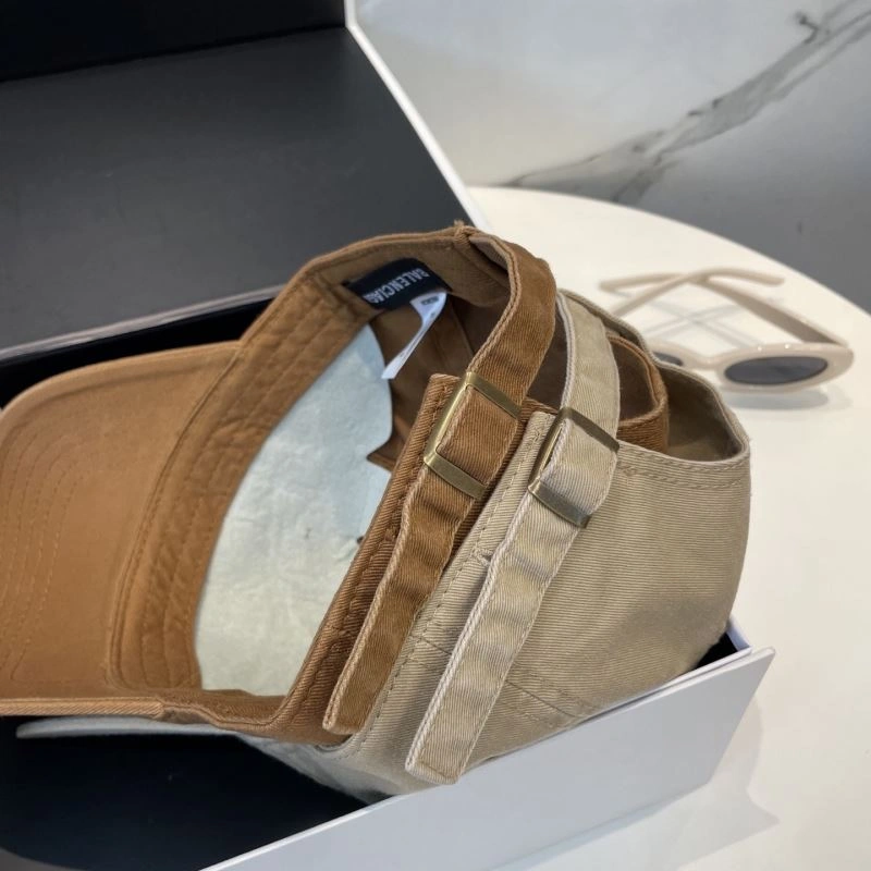 Contemporary Balenciaga Caps 260758