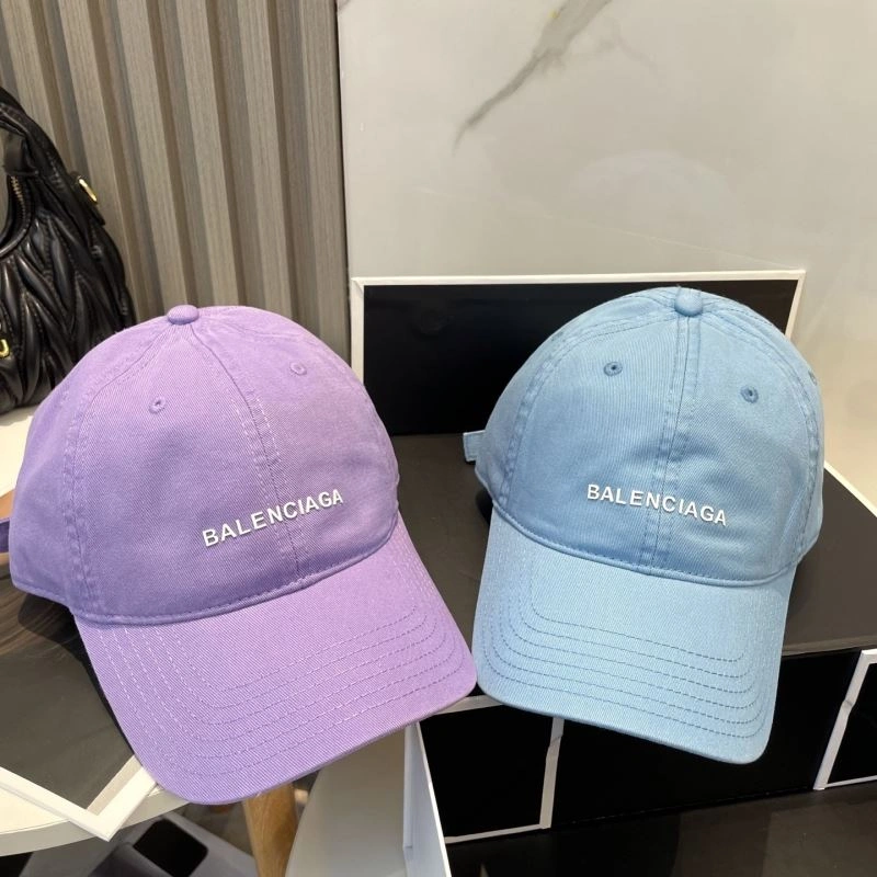 Versatile Balenciaga Caps 260739