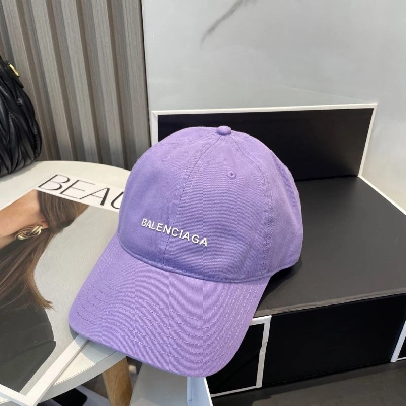 Versatile Balenciaga Caps 260739