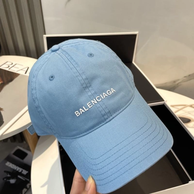 Versatile Balenciaga Caps 260739