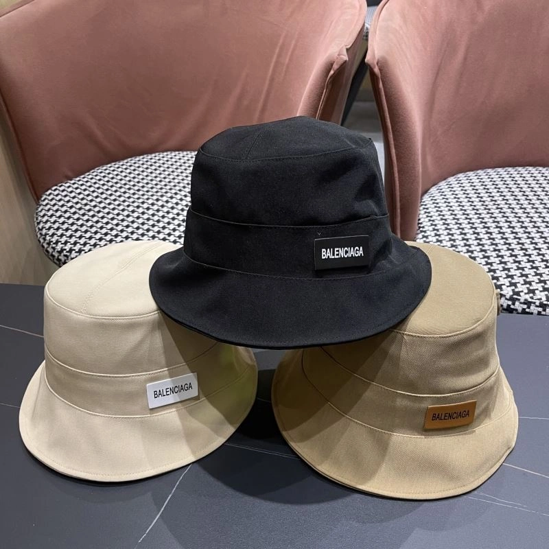 Sleek Balenciaga Caps 260753
