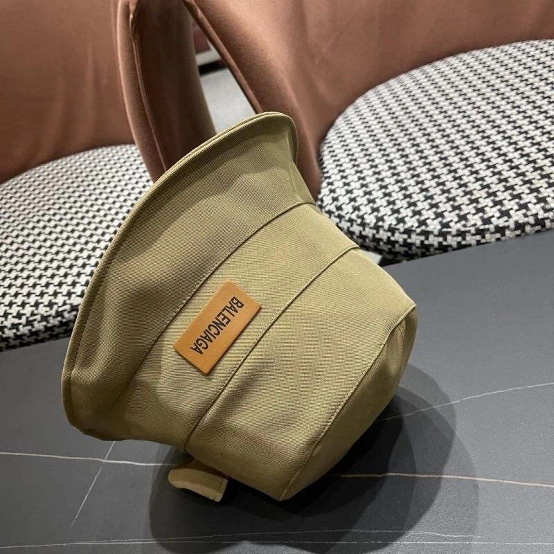 EasyMatch Balenciaga Caps 260745