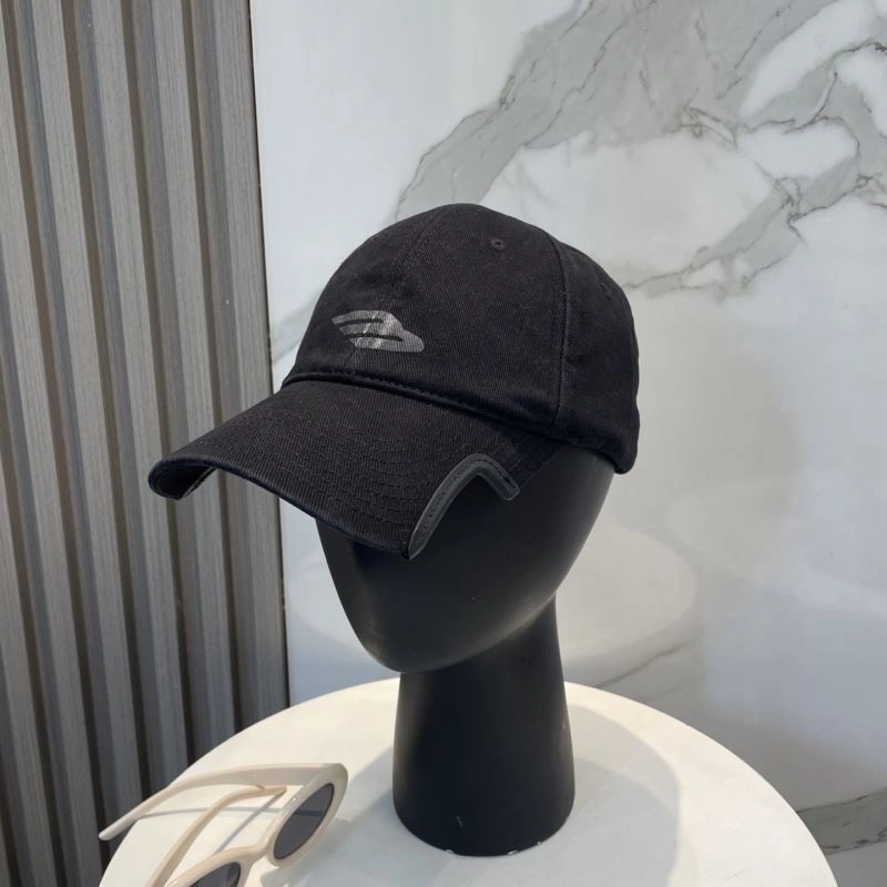 Balenciaga Caps Cozy 260732