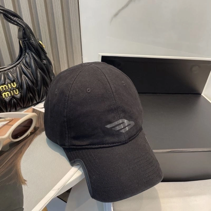 Balenciaga Caps Cozy 260732