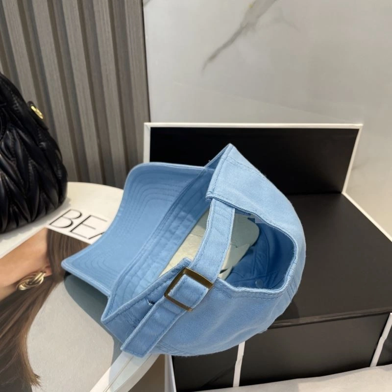 Bright Balenciaga Caps 260754