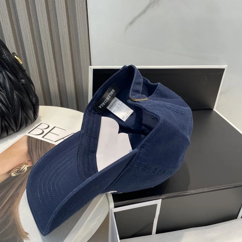 Bright Balenciaga Caps 260754