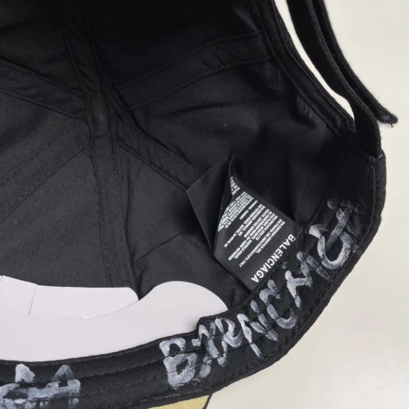 Original Balenciaga Caps 260748