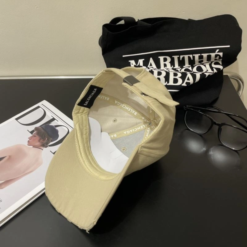 Balenciaga Caps Classic 260734