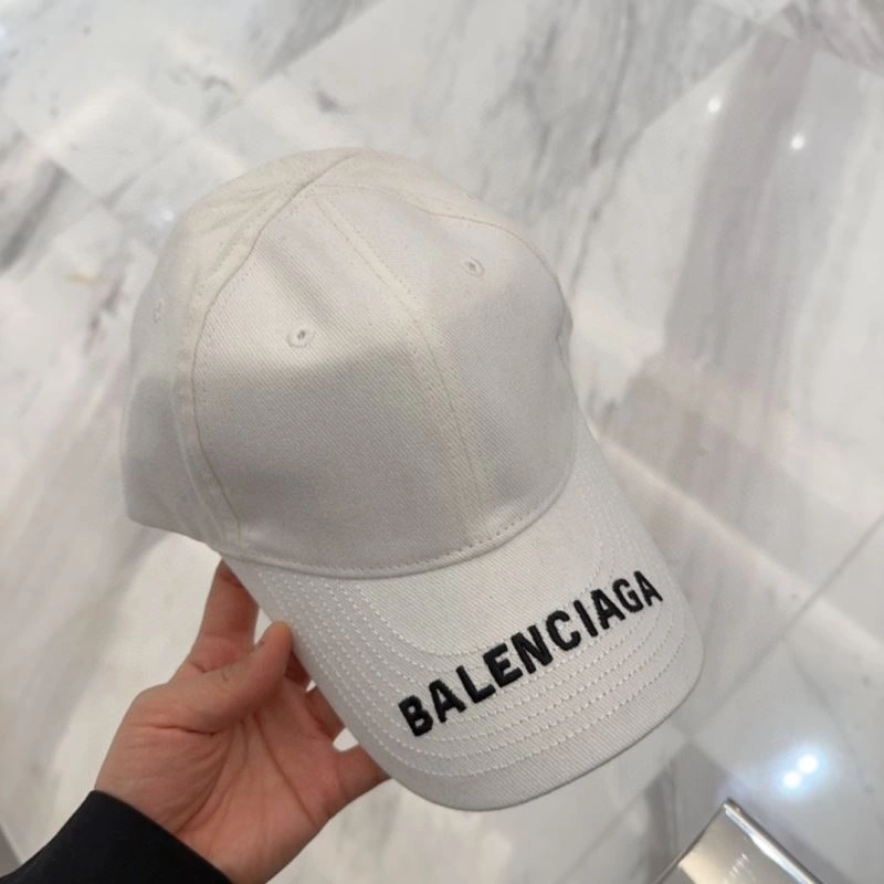 Balenciaga Caps UrbanChic 260722