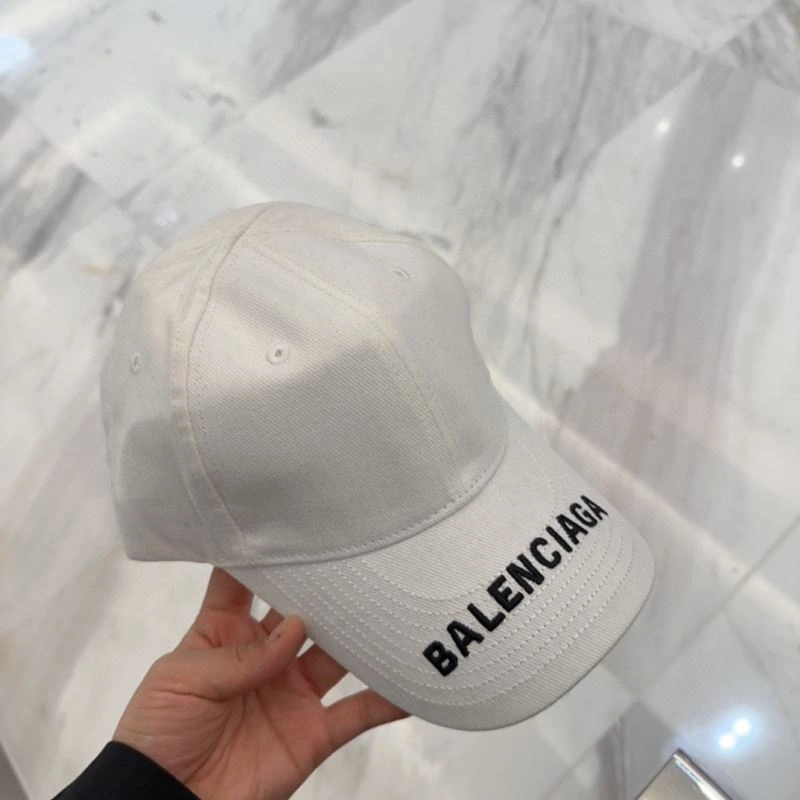 Balenciaga Caps UrbanChic 260722