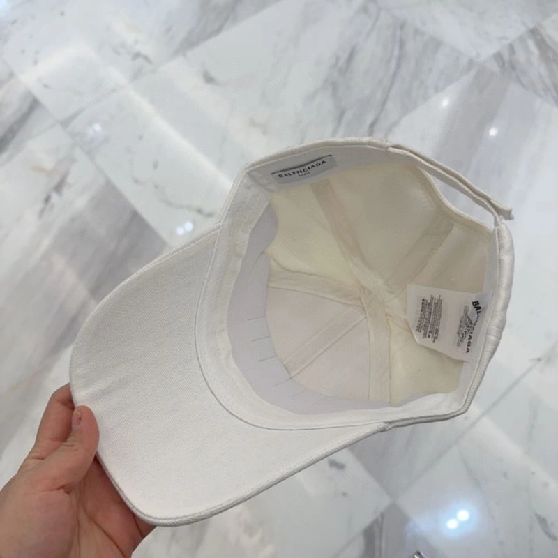 Balenciaga Caps UrbanChic 260722