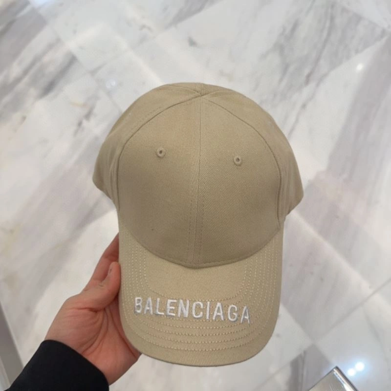 Trendsetting Balenciaga Caps 260720