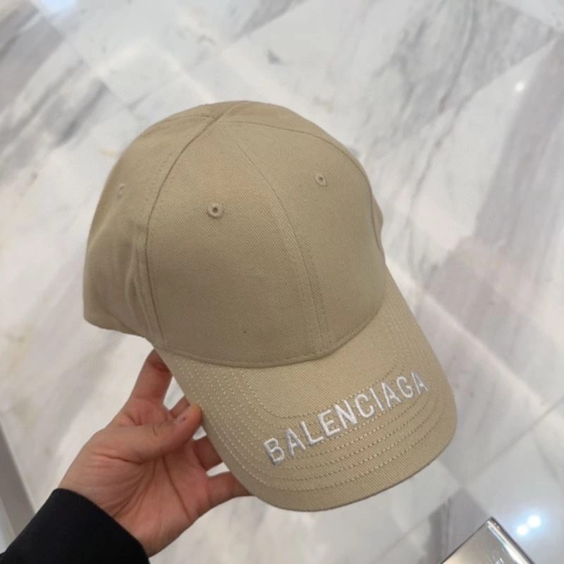 Trendsetting Balenciaga Caps 260720