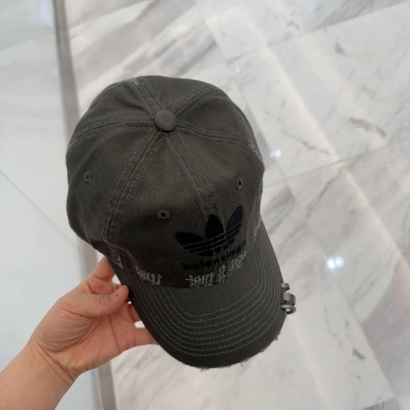 Balenciaga Caps Practical 260715
