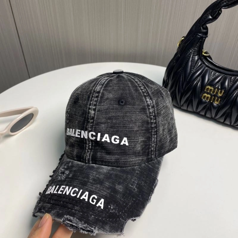 Balenciaga Caps UrbanChic 260688