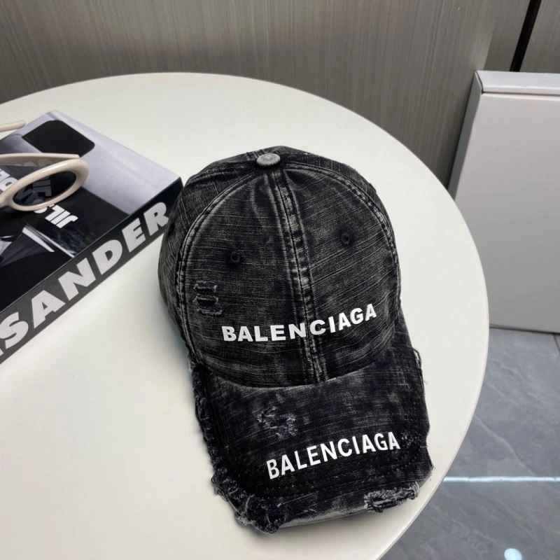 Balenciaga Caps UrbanChic 260688