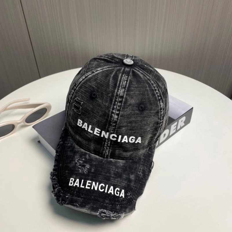 Balenciaga Caps UrbanChic 260688