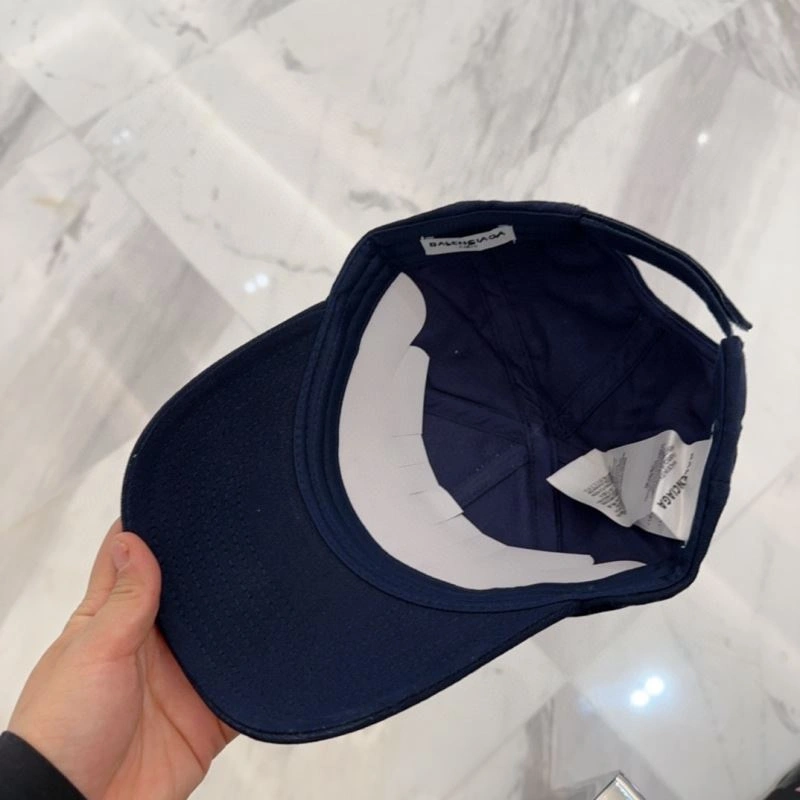MoistureWicking Balenciaga Caps 260707
