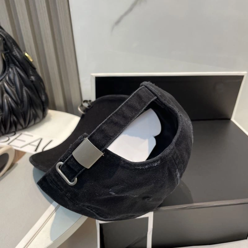 Modern Balenciaga Caps 260709