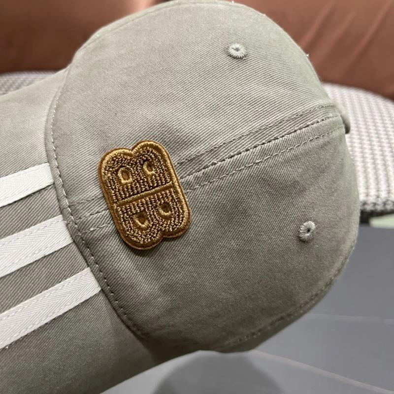 Tailored Balenciaga Caps 260692
