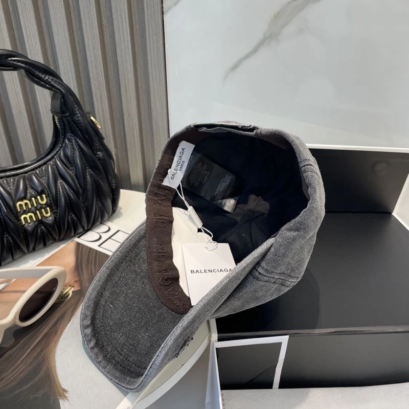 FashionForward Balenciaga Caps 260712