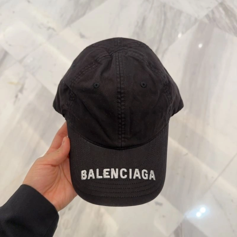 Balenciaga Caps Reliable 260696