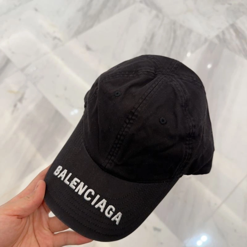 Balenciaga Caps Reliable 260696