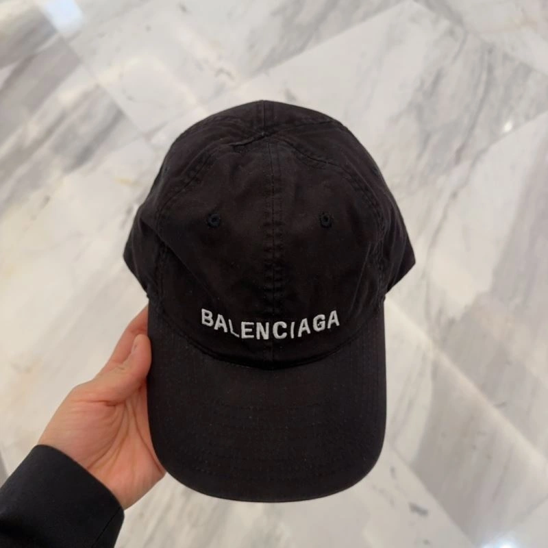 Breathable Balenciaga Caps 260685