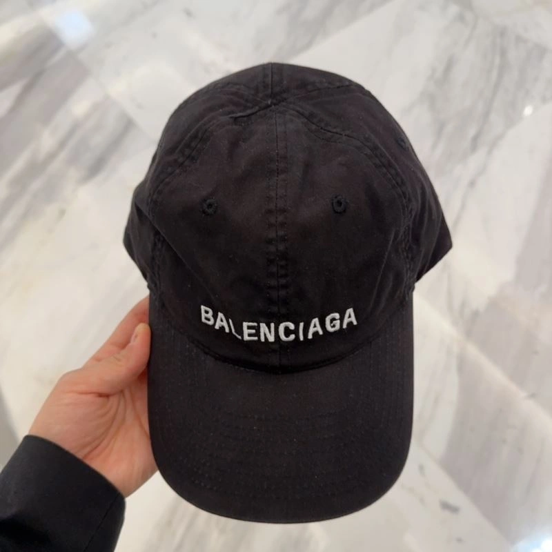 Breathable Balenciaga Caps 260685