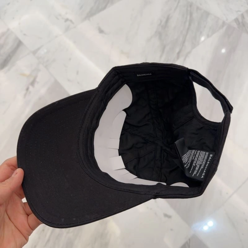 Breathable Balenciaga Caps 260685